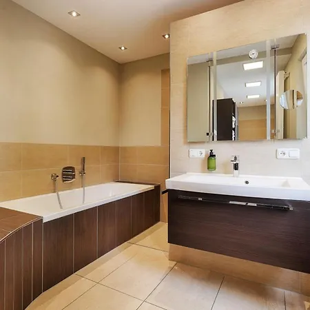 Ferienwohnung Fischzucht - Sauna, Grosse Dachterrasse, 3 Schlafzimmer - By Homekeepers Wurzburg Exterior photo